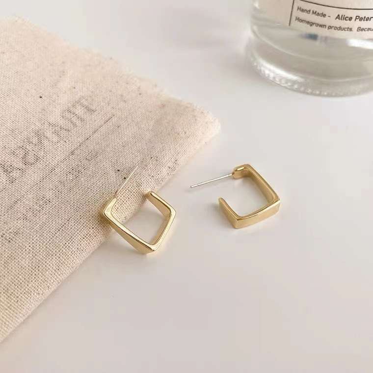 Simple metal small square hoop earrings